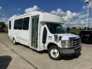 2009 Ford Econoline E-450