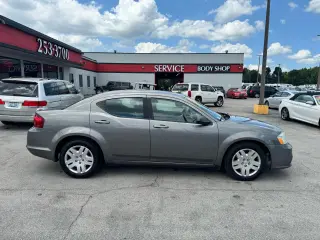 2012 Dodge Avenger 4dr Sdn SE