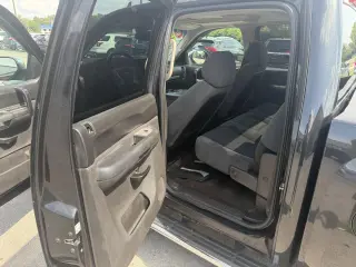 2009 Chevrolet Silverado 1500 4WD Crew Cab 143.5" LT