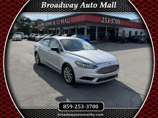 2017 Ford Fusion SE FWD