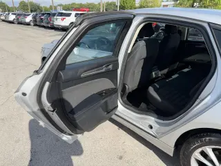 2017 Ford Fusion SE FWD