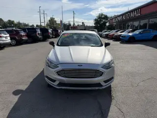 2017 Ford Fusion SE FWD