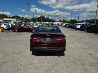 2019 Kia Optima LX Auto