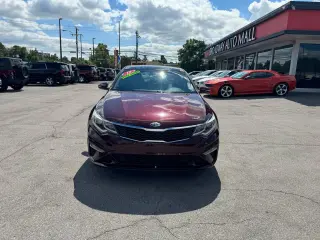 2019 Kia Optima LX Auto