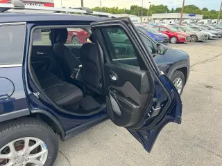 2015 Jeep Cherokee 4WD 4dr Latitude