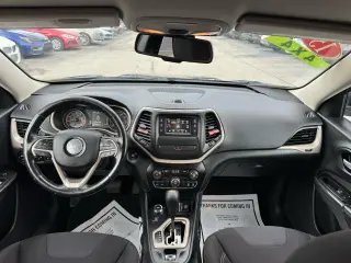 2015 Jeep Cherokee 4WD 4dr Latitude