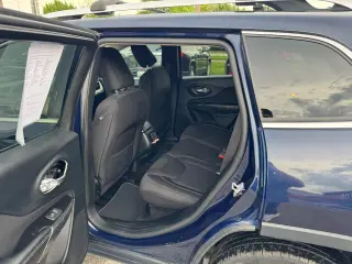 2015 Jeep Cherokee 4WD 4dr Latitude