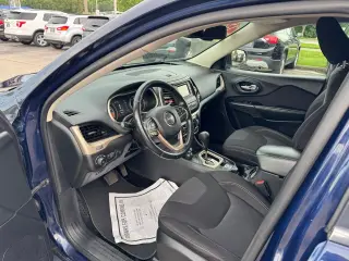 2015 Jeep Cherokee 4WD 4dr Latitude