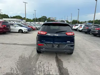 2015 Jeep Cherokee 4WD 4dr Latitude