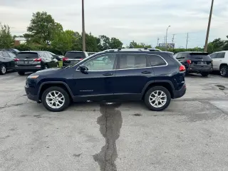 2015 Jeep Cherokee 4WD 4dr Latitude