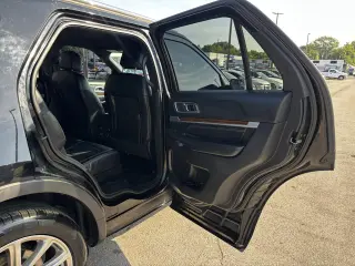 2017 Ford Explorer Limited FWD