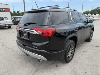 2017 GMC Acadia SLT