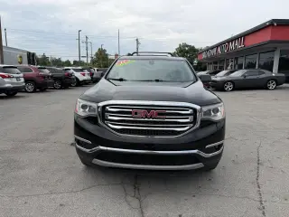 2017 GMC Acadia SLT