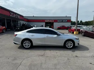 2020 Chevrolet Malibu 4dr Sdn LT