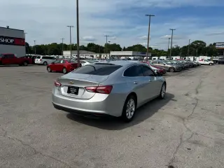 2020 Chevrolet Malibu 4dr Sdn LT