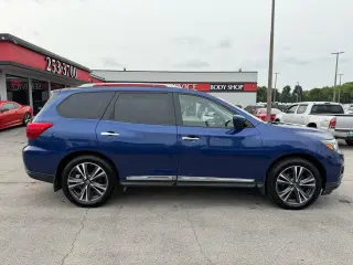 2019 Nissan Pathfinder Platinum