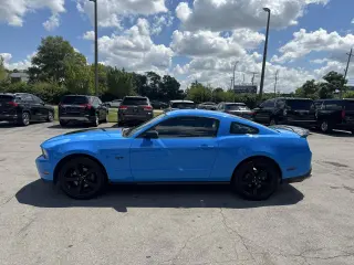 2010 Ford Mustang 2dr Cpe GT