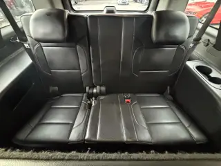 2015 Chevrolet Suburban 4WD 4dr LT
