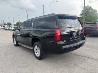 2015 Chevrolet Suburban 4WD 4dr LT