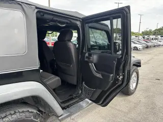 2014 Jeep Wrangler Unlimited 4WD 4dr Sport