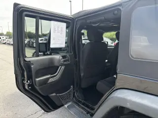 2014 Jeep Wrangler Unlimited 4WD 4dr Sport
