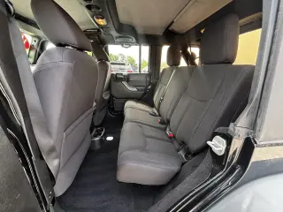 2014 Jeep Wrangler Unlimited 4WD 4dr Sport