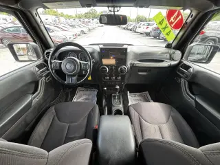 2014 Jeep Wrangler Unlimited 4WD 4dr Sport