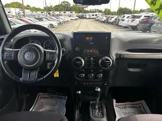 2014 Jeep Wrangler Unlimited 4WD 4dr Sport