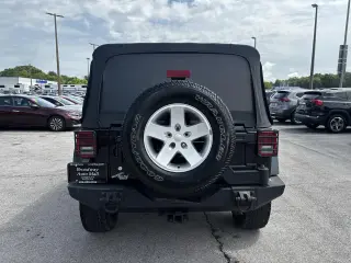2014 Jeep Wrangler Unlimited 4WD 4dr Sport