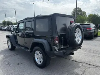 2014 Jeep Wrangler Unlimited 4WD 4dr Sport