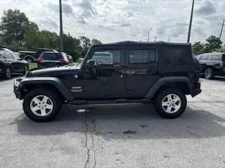 2014 Jeep Wrangler Unlimited 4WD 4dr Sport
