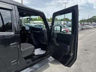 2014 Jeep Wrangler Unlimited 4WD 4dr Sport