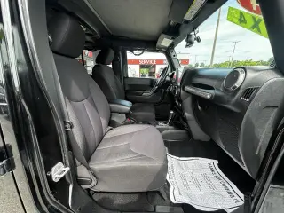 2014 Jeep Wrangler Unlimited 4WD 4dr Sport