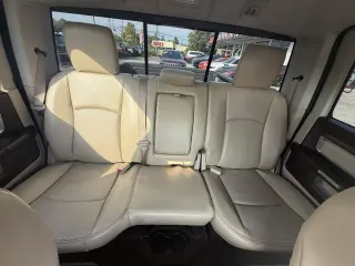 2014 RAM 1500 4WD Crew Cab 140.5" Laramie