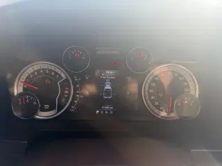 2014 RAM 1500 4WD Crew Cab 140.5" Laramie