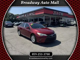2017 Toyota Camry LE