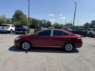 2017 Toyota Camry LE