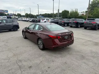2024 Nissan Altima 2.5 SV Sedan
