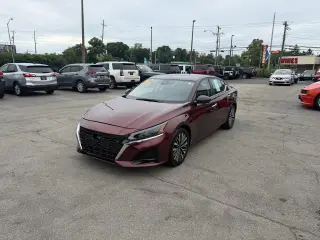 2024 Nissan Altima 2.5 SV Sedan