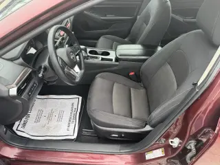 2024 Nissan Altima 2.5 SV Sedan
