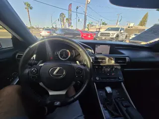 2016 Lexus IS