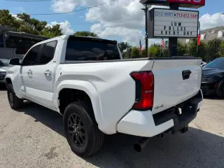 2025 Toyota Tacoma SR5