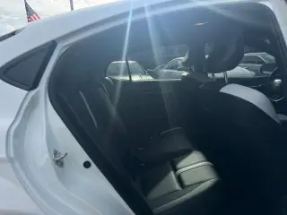 2025 Toyota Camry Hybrid XLE