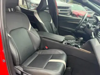 2025 Toyota Camry Hybrid SE
