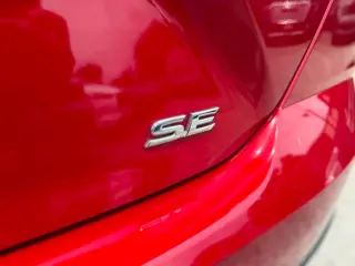 2025 Toyota Camry Hybrid SE