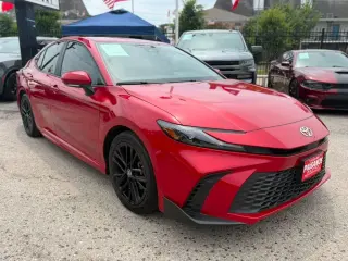2025 Toyota Camry Hybrid SE