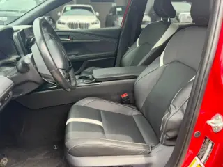 2025 Toyota Camry Hybrid SE
