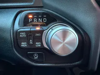 2022 RAM 1500 Laramie Crew Cab SWB 4WD