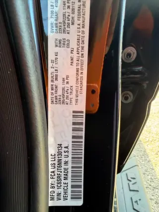 2022 RAM 1500 Laramie Crew Cab SWB 4WD