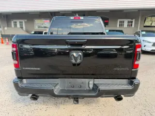 2022 RAM 1500 Laramie Crew Cab SWB 4WD